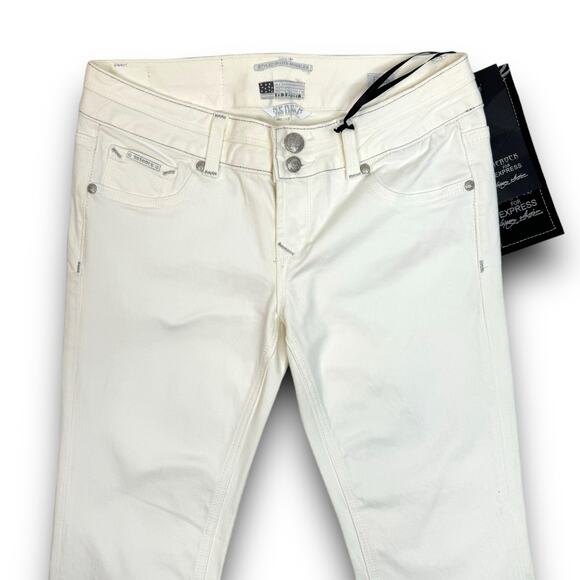 NEW Rerock for Express White Low Rise Flare Denim Jeans Silver Stitching Size 4 - Picture 2 of 8